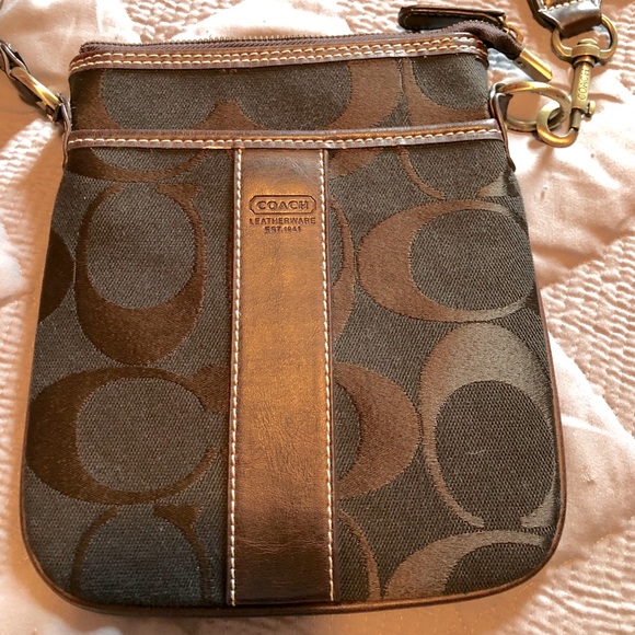 Coach Handbags - Coach Crossbody Bag